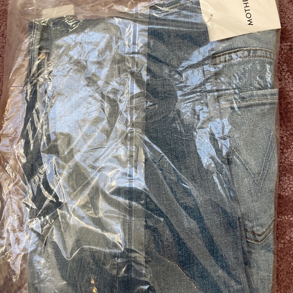 NWT MOTHER JEANS MID RISE DAZZLER - Picture 4 of 5